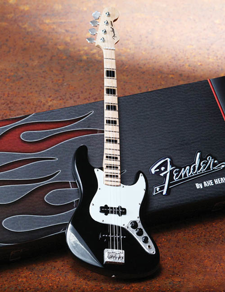 Fender™ Jazz Bass™ – Black Finish