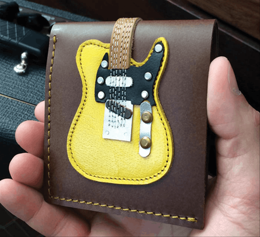 Blonde Electric Guitar Wallet Electric Guitar scores gallery preview page 1
