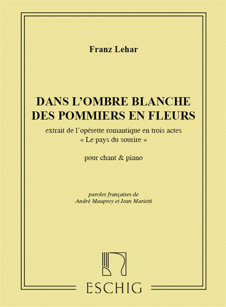 Dans L'Ombre Blanche Des Pommiers En Fleurs