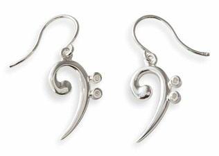 Silver earrings : 2 bass clefs
