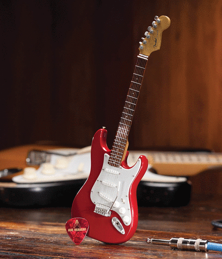 Fender™ Stratocaster™ – Classic Red Finish